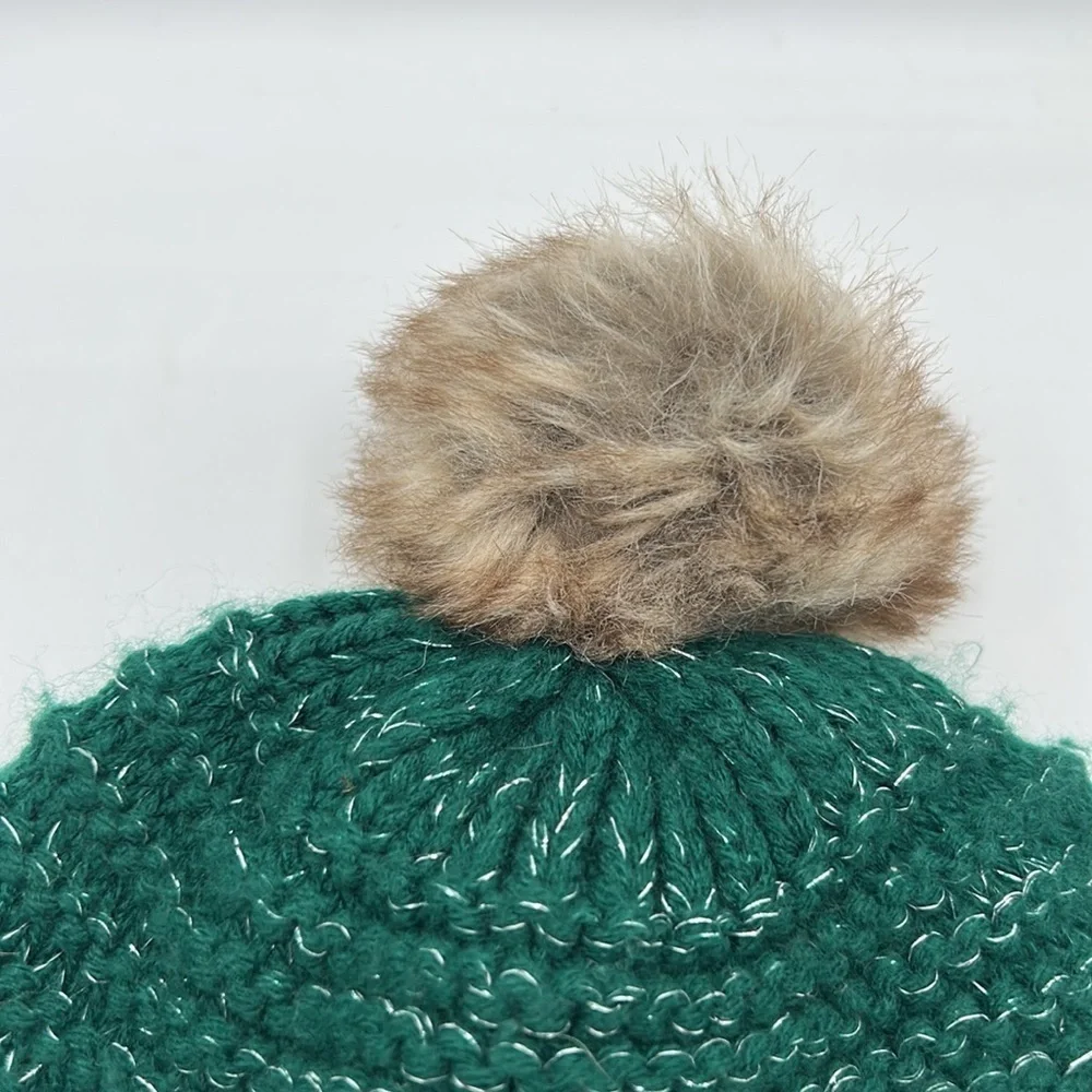 Old Navy Girl's Hunter Green Knit Silver Tinsel Fuzzy Winter‎ Beanie Size Medium
